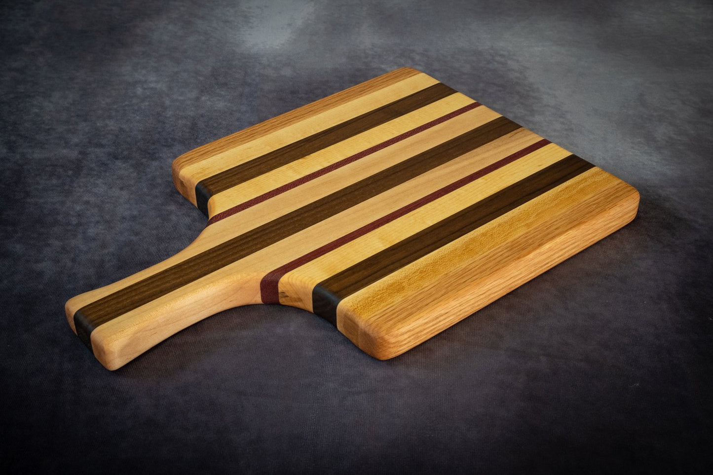 Small cutting board with handle
